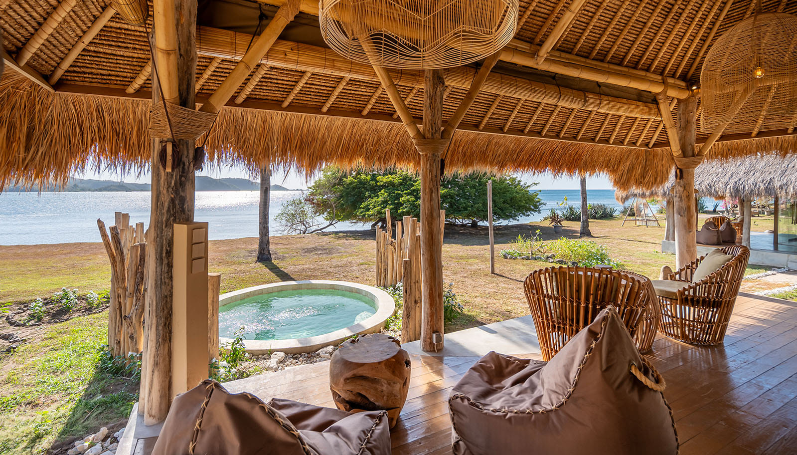 Bleu MATHIS Gili Asahan номер 1